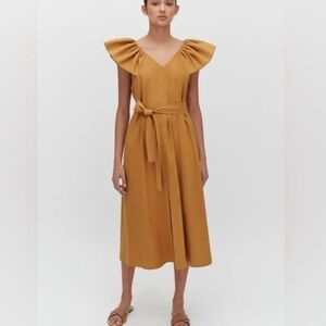 Cuyana Size M • Tan Linen Flutter Sleeve Midi Dress.